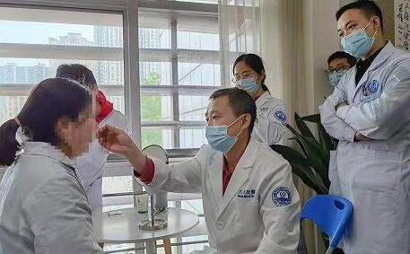 成都八大处医疗美容医院与我院开展整形美容学科共建活动