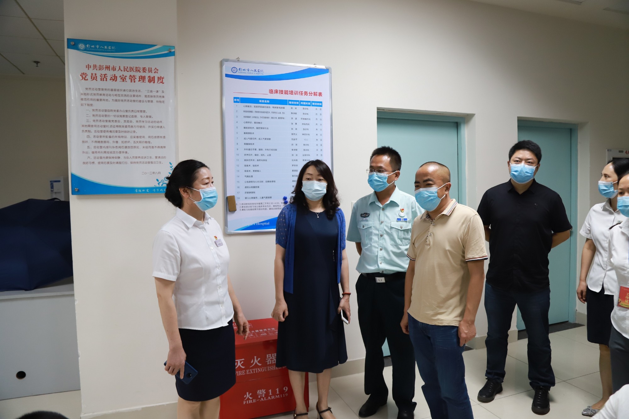 彭州市卫健局党组书记、局长张茂桃 到市人民医院视察征兵体检工作