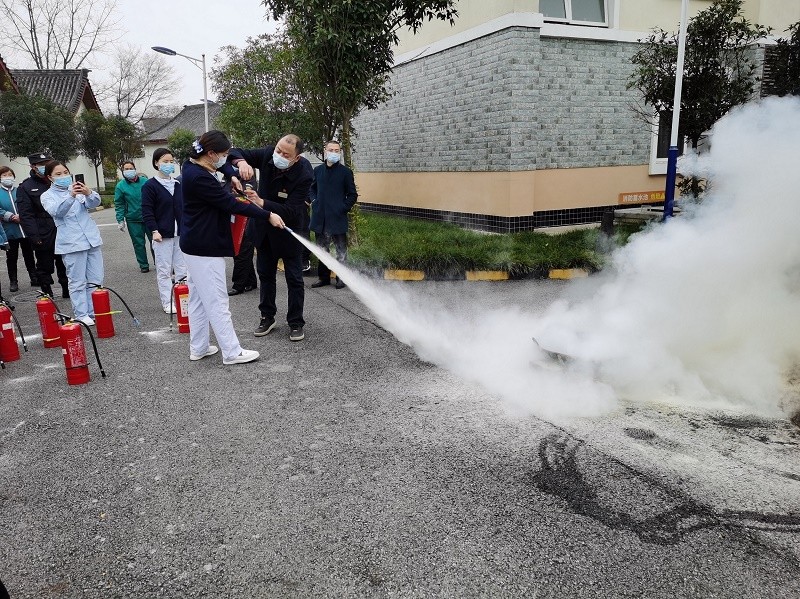 彭州市人民医院祥福院区开展消防应急演练
